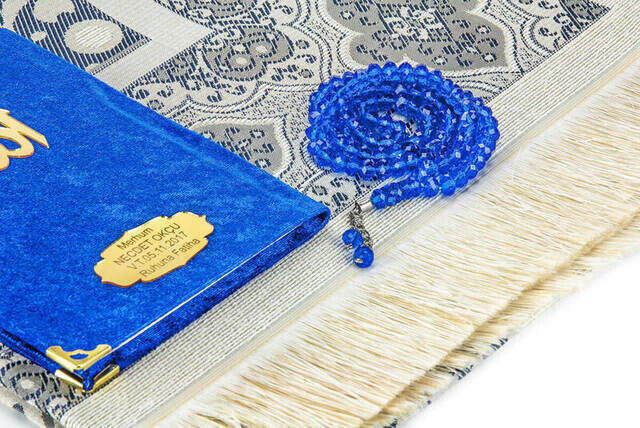 10 Pieces Special Gift Set - Velvet Covered Yasin Book - Pocket Size - Name Plate - Prayer Rug - Rosary - Boxed - Navy Blue - 2