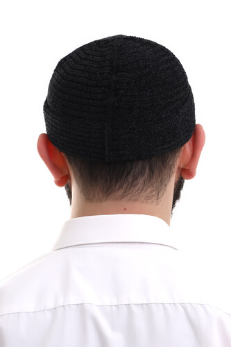 Black Folded Simple Pattern Winter Velvet Skullcap Hat - 6