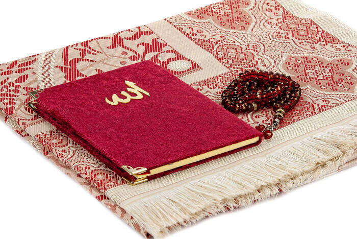 Boxed Prayer Rug Set - Velvet Covered Yasin - Prayer Rug - Rosary - Claret Red - 3