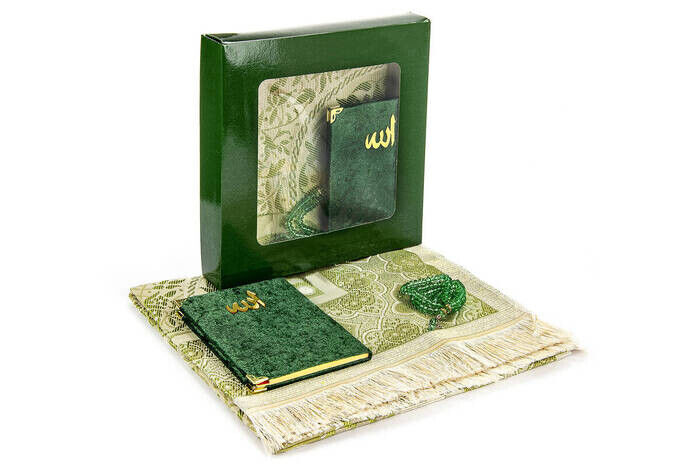 Boxed Prayer Rug Set - Velvet Covered Yasin - Prayer Rug - Rosary - Green Color - 2