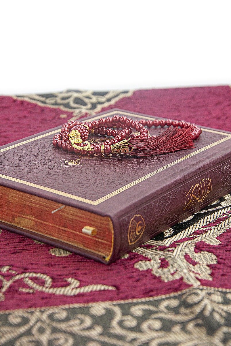 Gift Suitable for a Bundle Quran and Dowry Prayer Rug Set Claret Red - 5