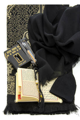 Hajj and Umrah Gift Set - 3