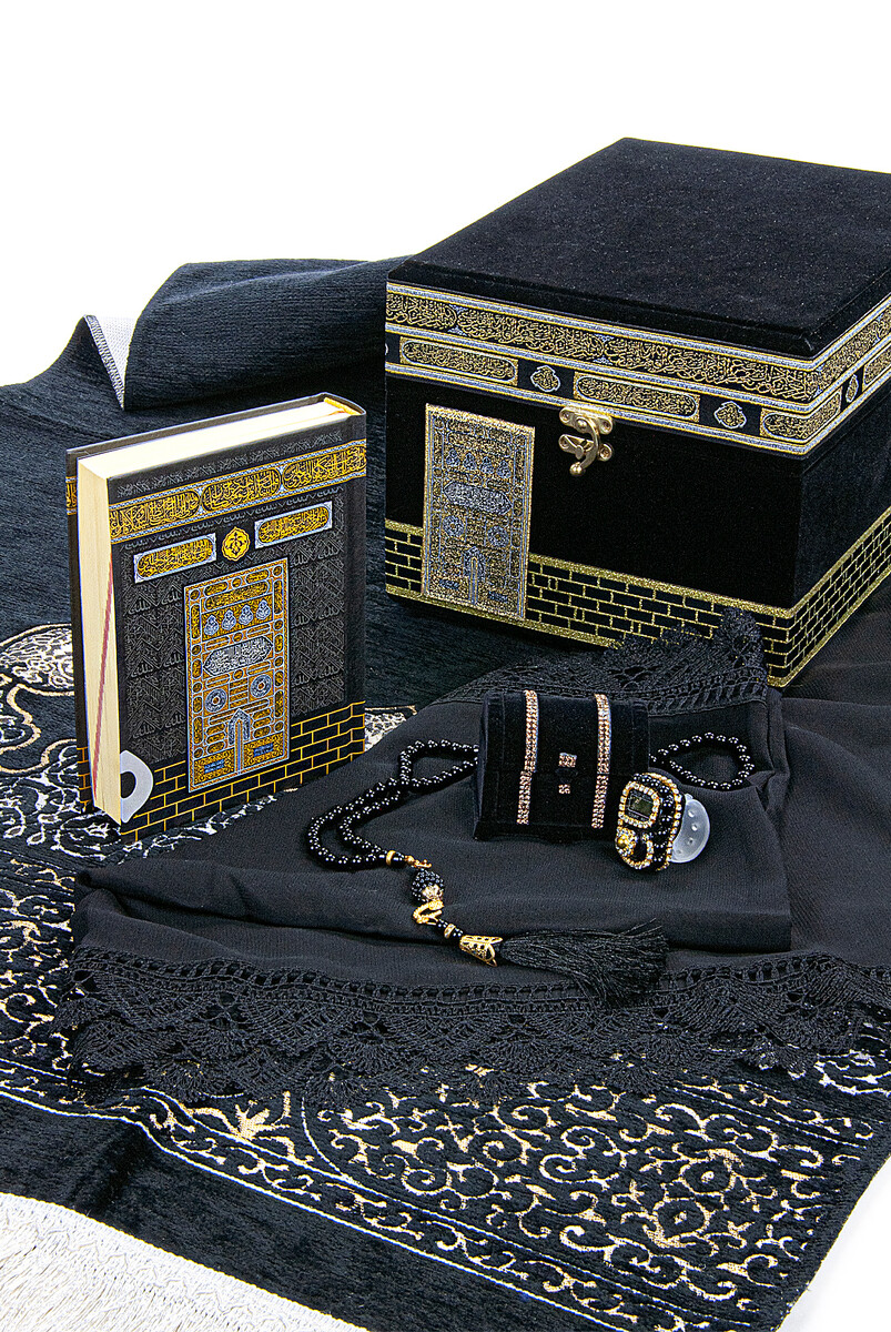 Luxury Velvet Covered Kaaba Boxed Scarf Rosary Dhikirmatik Koran Kerim and Prayer Rug Set - 5