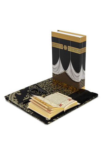 New Kaaba Boxed Gift Set with Prayer Rug Black - 2