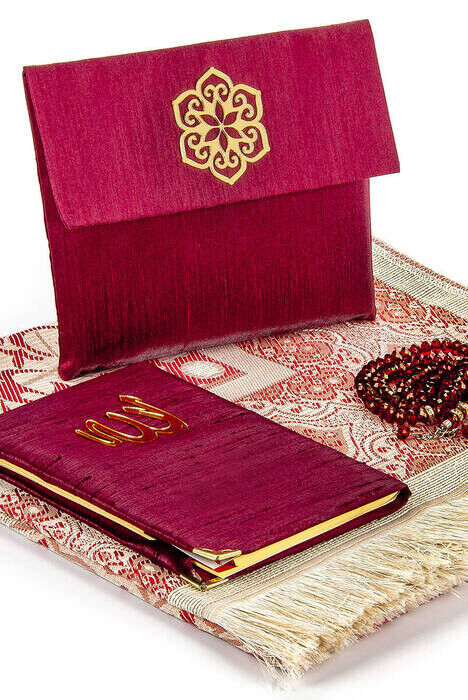 Prayer Rug Set - Slub Covered Yasin - Prayer Rug - Rosary - Claret Red Color - 1