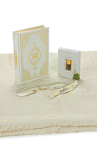 Quran with English Meaning and Medina Calligraphy and Prayer Rug Set White - 4