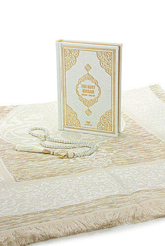 Quran with French Translation and Prayer Rug Set - 4