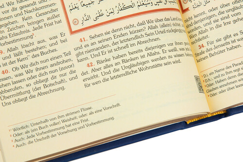 Quran with German Meal Medium Size - Gold - 4