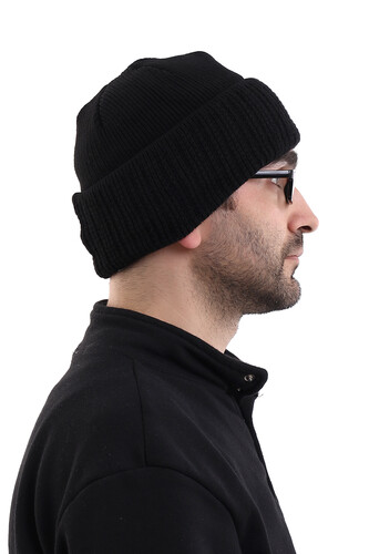 Siberian Beret - Black - 4