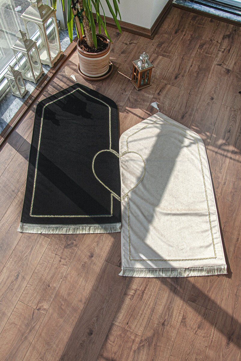 Special for Couples Sponge Soft Textured Velvet Heart Prayer Rug Set Black Cream - 1