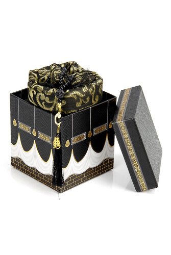 Special Kaaba Boxed Gift Prayer Rug and Rosary Set - 4