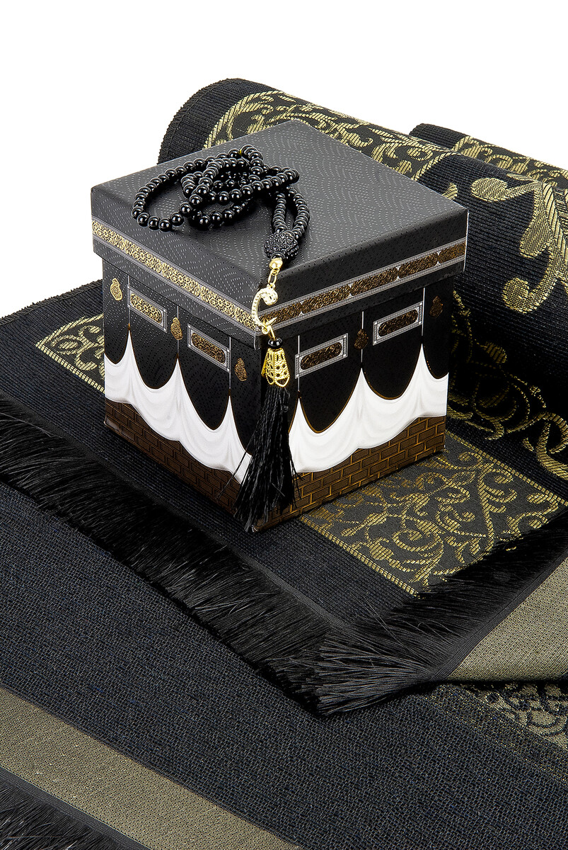 Special Kaaba Boxed Gift Prayer Rug and Rosary Set - 6