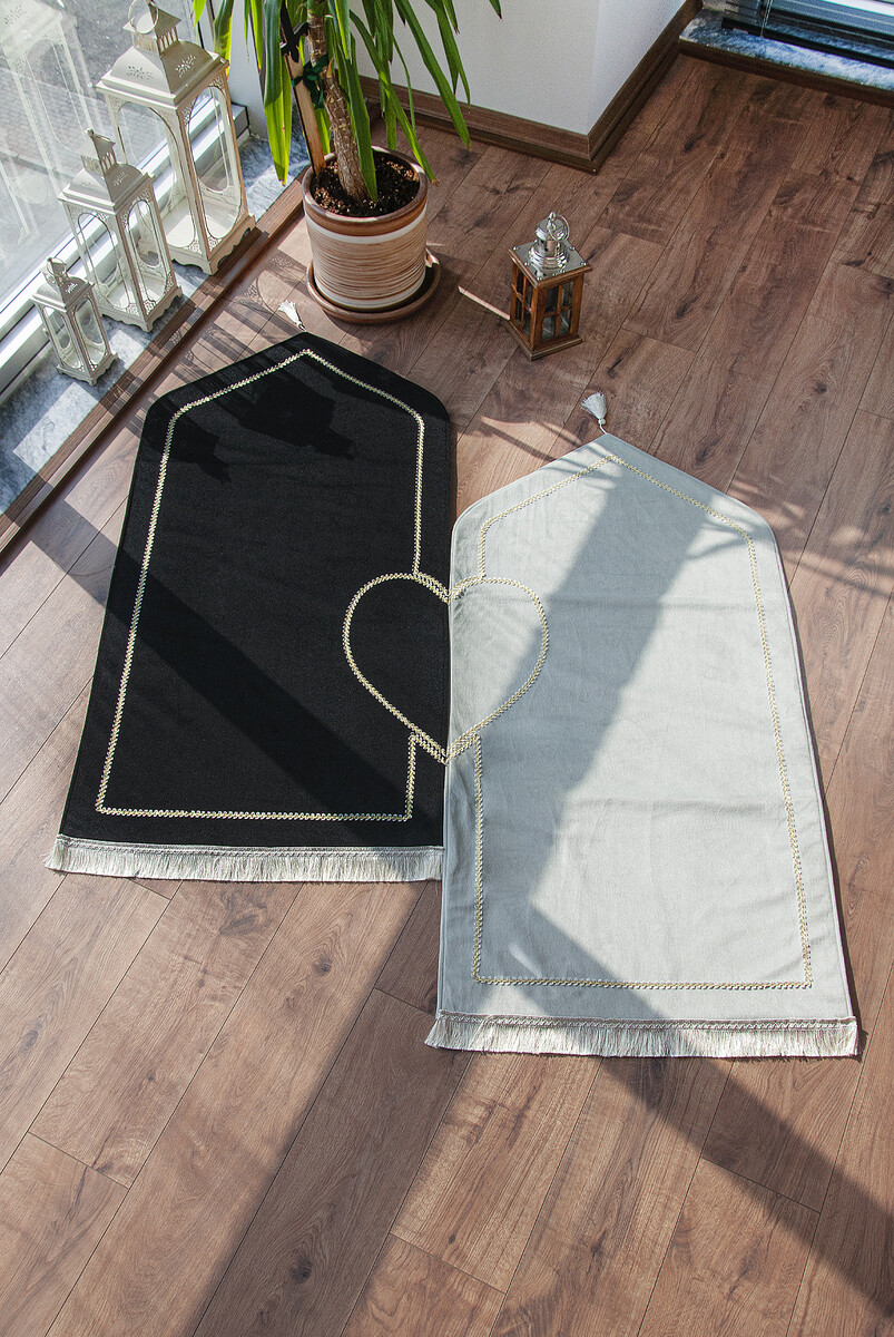 Sponge Soft Textured Velvet Heart Prayer Rug Set for Couples Black Gray - 1