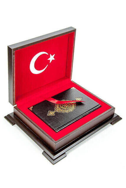 Turkish Flag Designed Quran with Its Box - Religious Gift Set - 1