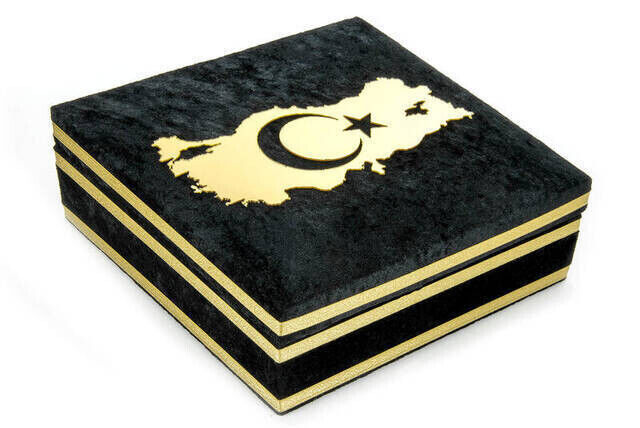 Velvet Covered Quran Set Designed Turkish Flag - 1