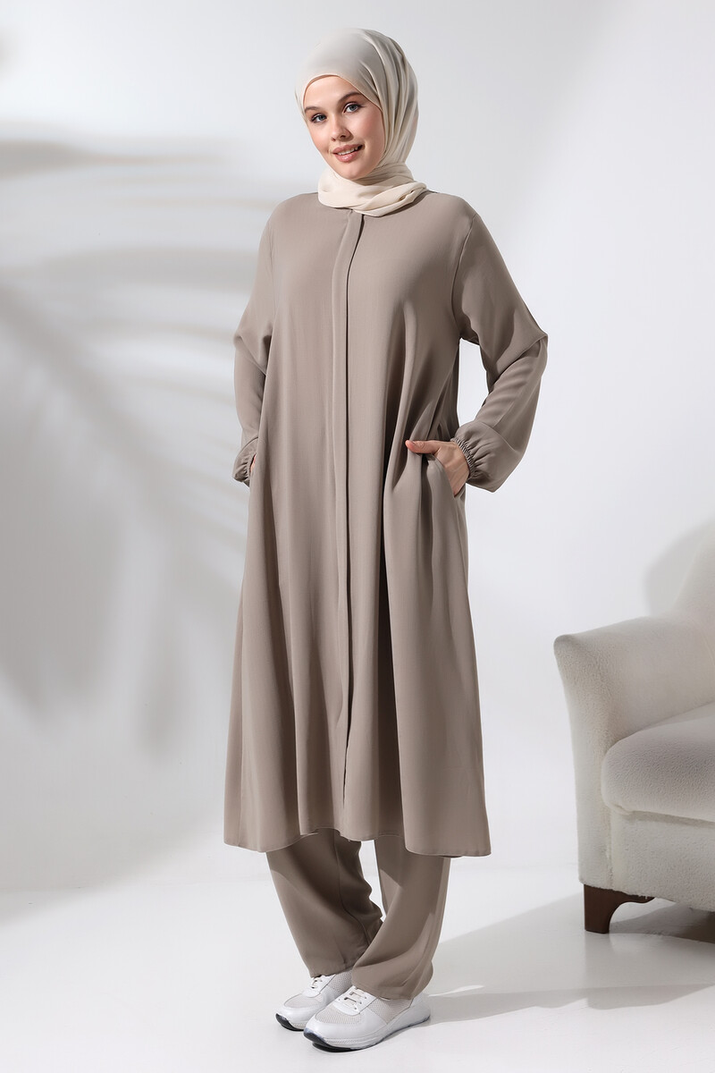 Women's Hajj and Umrah Clothing Hijab Double Set Mink - 1