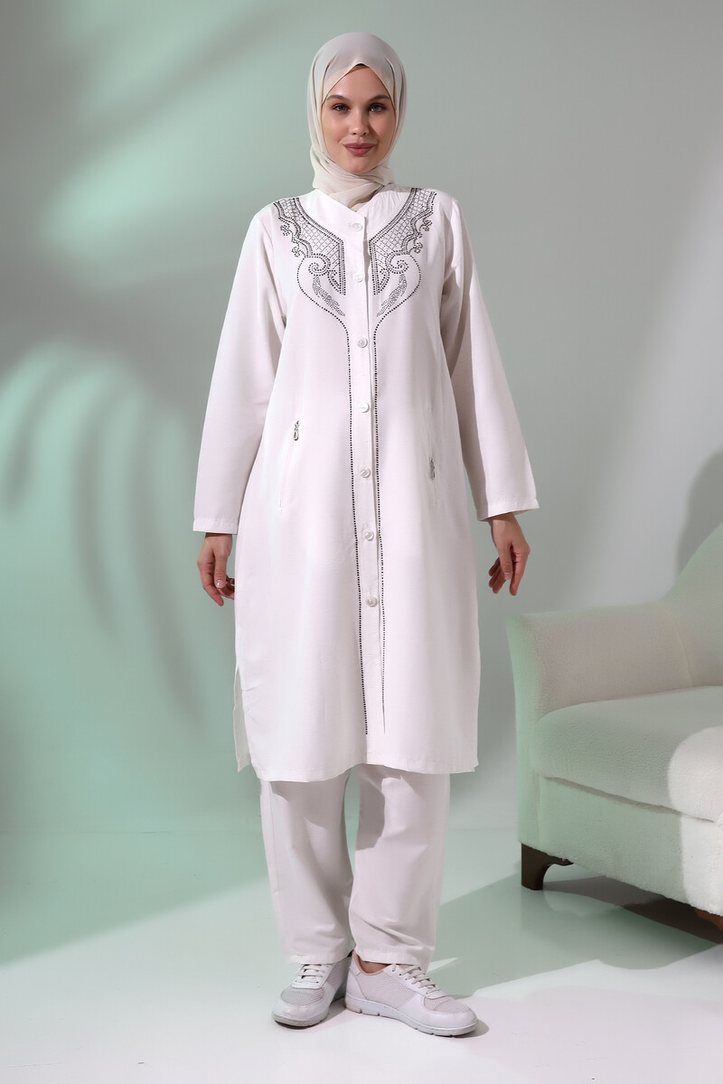 Women's Hajj and Umrah Dress - 1