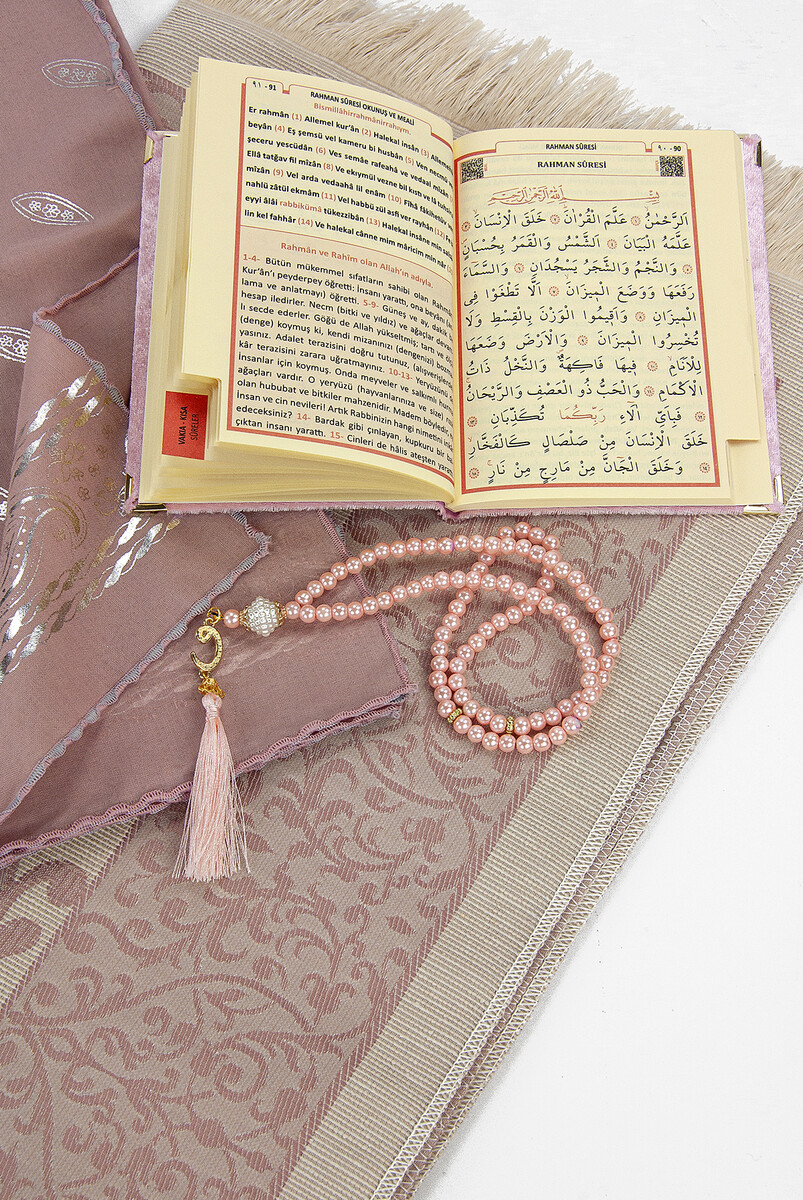 Women's Hajj and Umrah Gift Set - 3