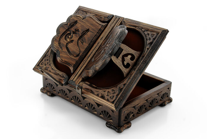 Wooden Rahle Table Top With Special Chest - 5